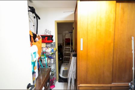 Apartamento à venda com 154m², 4 quartos e 2 vagas Apartamento à venda com 154m², 4 quartos e 2 vagasQuarto de Serviço