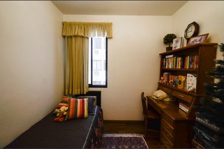 Apartamento à venda com 154m², 4 quartos e 2 vagas Apartamento à venda com 154m², 4 quartos e 2 vagasQuarto 2