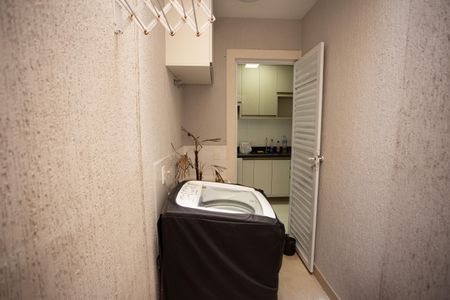 Casa à venda com 67m², 3 quartos e 1 vaga Casa à venda com 67m², 3 quartos e 1 vagaÁrea de serviço