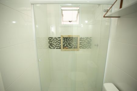 Casa à venda com 67m², 3 quartos e 1 vaga Casa à venda com 67m², 3 quartos e 1 vagaBanheiro