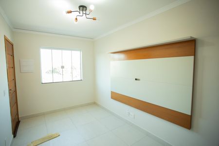 Casa à venda com 67m², 3 quartos e 1 vaga Casa à venda com 67m², 3 quartos e 1 vagaSala