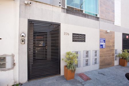 Casa à venda com 67m², 3 quartos e 1 vaga Casa à venda com 67m², 3 quartos e 1 vagaFachada