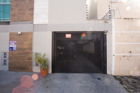 Casa à venda com 67m², 3 quartos e 1 vaga Casa à venda com 67m², 3 quartos e 1 vagaFachada