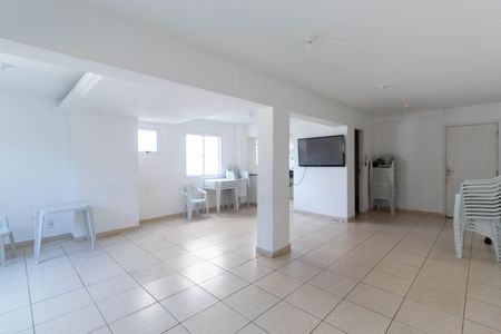 Apartamento à venda com 52m², 2 quartos e 1 vaga Apartamento à venda com 52m², 2 quartos e 1 vagaÁrea comum - Salão de festas