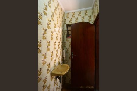 Casa à venda com 442m², 3 quartos e 4 vagasBanheiro de Serviço