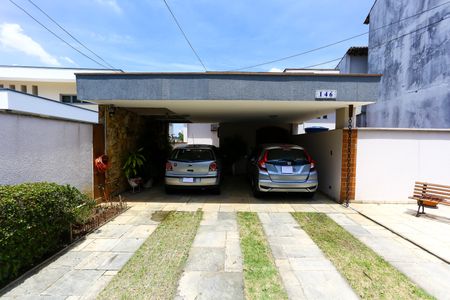 Casa à venda com 442m², 3 quartos e 4 vagasGaragem