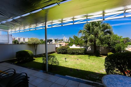 Casa à venda com 442m², 3 quartos e 4 vagasVaranda