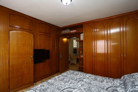 Casa à venda com 442m², 3 quartos e 4 vagassuíte