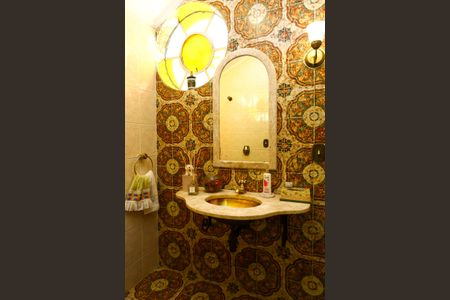 Casa à venda com 442m², 3 quartos e 4 vagasLavabo