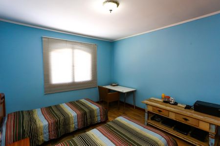 Casa à venda com 442m², 3 quartos e 4 vagasquarto 2