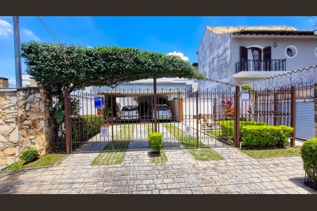 Casa à venda com 442m², 3 quartos e 4 vagasFachada