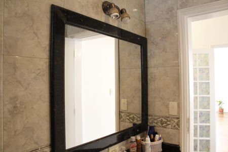 Apartamento à venda com 250m², 3 quartos e 1 vagaBanheiro 2