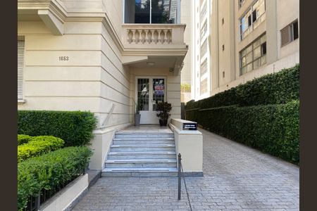 Apartamento à venda com 250m², 3 quartos e 1 vagaÁrea comum - Entrada social