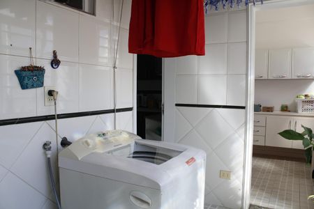 Apartamento à venda com 250m², 3 quartos e 1 vagaÁrea de Serviço