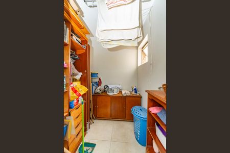 Apartamento à venda com 80m², 3 quartos e 1 vagaÁrea de Serviço