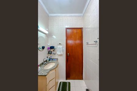 Casa à venda com 140m², 3 quartos e 2 vagasBanheiro 2