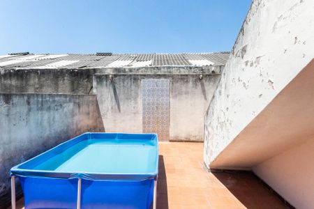 Casa à venda com 260m², 3 quartos e sem vagaÁrea externa segundo andar