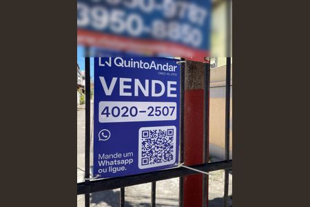 Casa à venda com 260m², 3 quartos e sem vagaPlaquinha