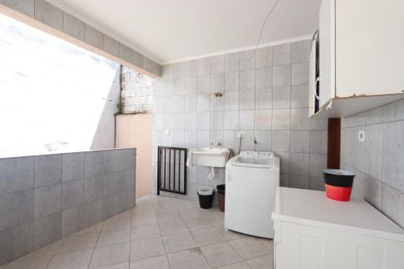 Casa para alugar com 150m², 3 quartos e 2 vagasLavanderia