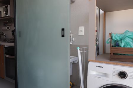 Apartamento à venda com 66m², 3 quartos e 1 vagaÁrea de serviço