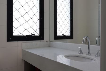 Apartamento à venda com 66m², 3 quartos e 1 vagaBanheiro da Suite