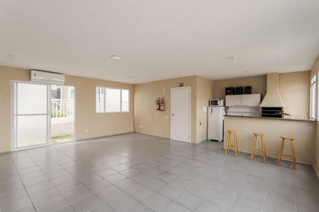 Apartamento para alugar com 42m², 2 quartos e 1 vaga Apartamento para alugar com 42m², 2 quartos e 1 vagaÁrea comum - Salão de festas