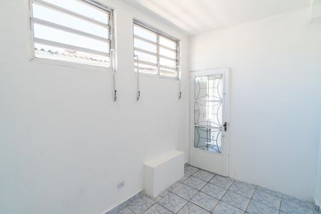 Casa para alugar com 62m², 3 quartos e sem vaga Casa para alugar com 62m², 3 quartos e sem vagaSala