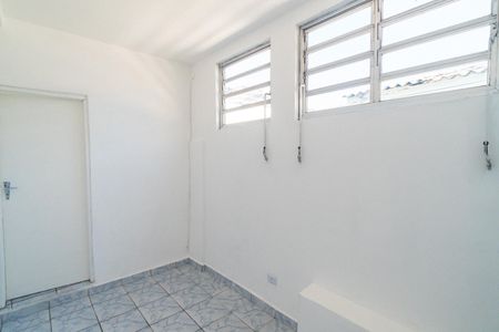 Casa para alugar com 62m², 3 quartos e sem vaga Casa para alugar com 62m², 3 quartos e sem vagaSala