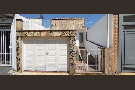 Casa à venda com 83m², 2 quartos e 1 vagaFachada