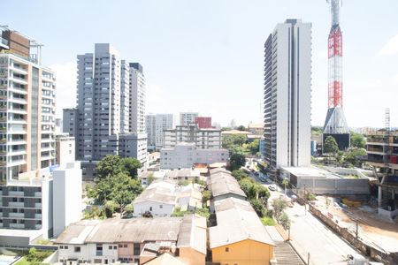 Apartamento à venda com 120m², 2 quartos e 4 vagasÁrea de Serviço Vista 