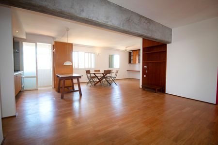 Apartamento à venda com 120m², 2 quartos e 4 vagasSala