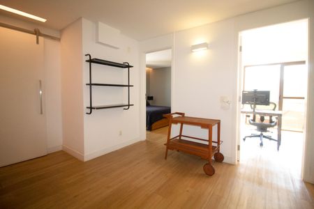 Apartamento para alugar com 123m², 2 quartos e 2 vagasSala