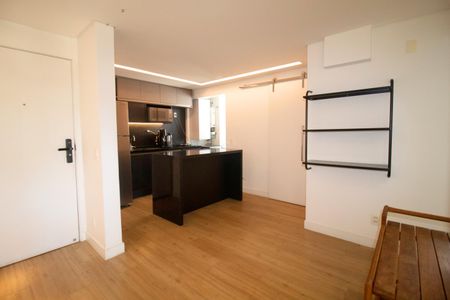 Apartamento para alugar com 123m², 2 quartos e 2 vagasSala