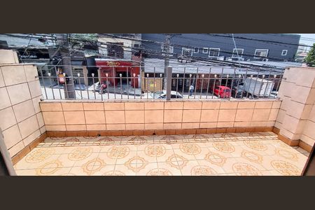 Casa para alugar com 164m², 3 quartos e 1 vaga Casa para alugar com 164m², 3 quartos e 1 vagaVaranda