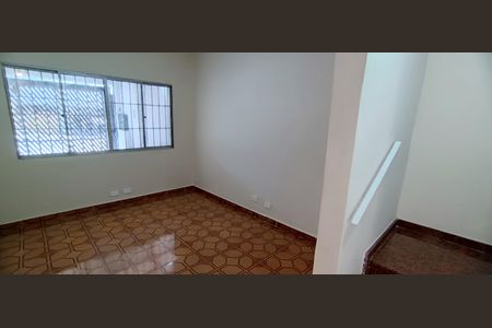 Casa para alugar com 164m², 3 quartos e 1 vaga Casa para alugar com 164m², 3 quartos e 1 vagaSala