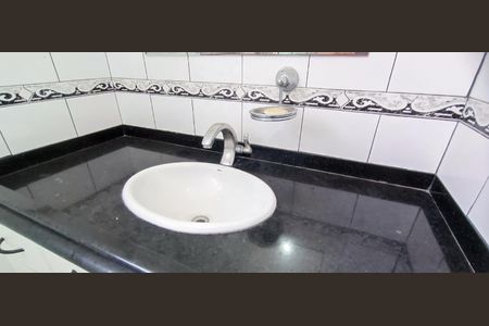 Casa para alugar com 164m², 3 quartos e 1 vaga Casa para alugar com 164m², 3 quartos e 1 vagaBanheiro