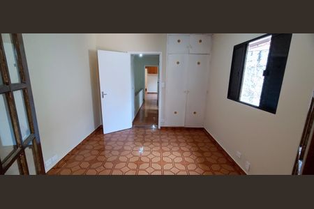 Casa para alugar com 164m², 3 quartos e 1 vaga Casa para alugar com 164m², 3 quartos e 1 vagaQuarto 1