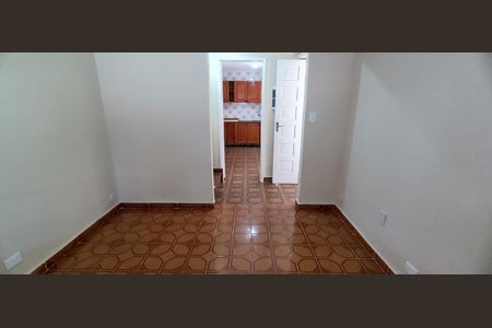 Casa para alugar com 164m², 3 quartos e 1 vaga Casa para alugar com 164m², 3 quartos e 1 vagaSala