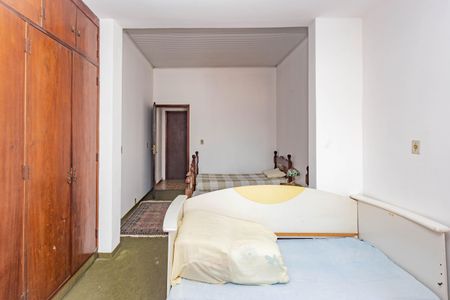 Casa para alugar com 250m², 5 quartos e 5 vagasQuarto 5