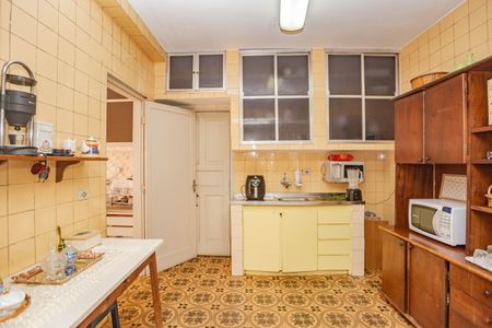 Casa para alugar com 250m², 5 quartos e 5 vagasCozinha