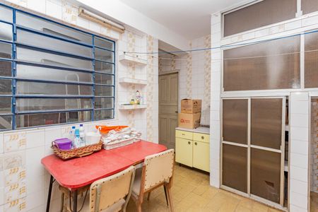 Casa para alugar com 250m², 5 quartos e 5 vagasÁrea de Serviço