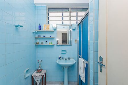 Casa para alugar com 250m², 5 quartos e 5 vagasBanheiro Social 1