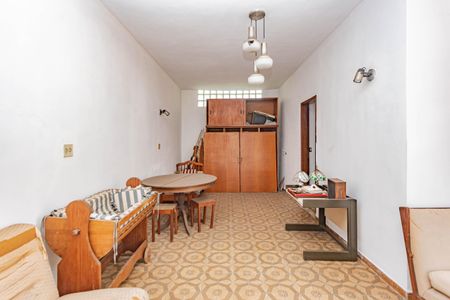 Casa para alugar com 250m², 5 quartos e 5 vagasÁrea comum - Salão de festas