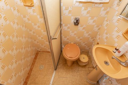 Casa para alugar com 250m², 5 quartos e 5 vagasBanheiro da Suíte