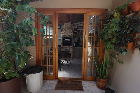 Casa à venda com 136m², 2 quartos e 2 vagasEntrada Espaço Gourmet