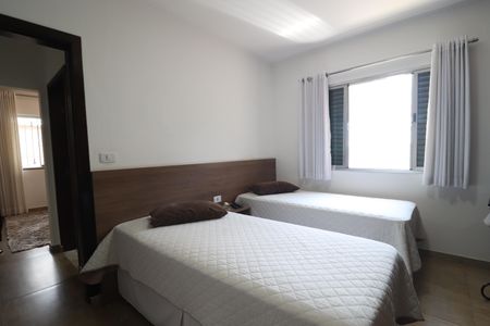 Casa à venda com 136m², 2 quartos e 2 vagasQuarto 2