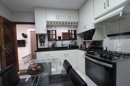 Casa à venda com 136m², 2 quartos e 2 vagasCozinha