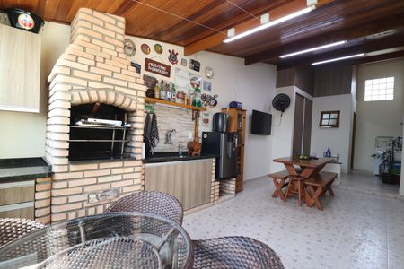 Casa à venda com 136m², 2 quartos e 2 vagasEspaço Gourmet