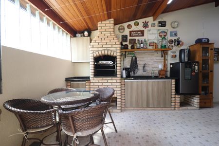 Casa à venda com 136m², 2 quartos e 2 vagasEspaço Gourmet