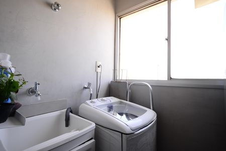 Apartamento à venda com 57m², 2 quartos e 1 vagaÁrea de Serviço